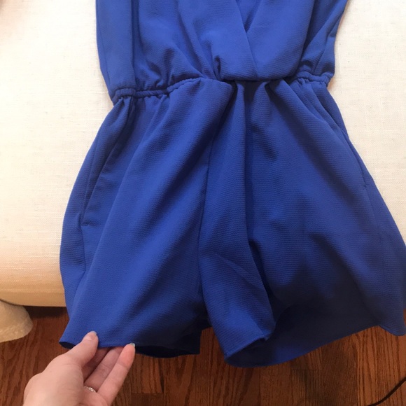 Shorts romper - Picture 3 of 5